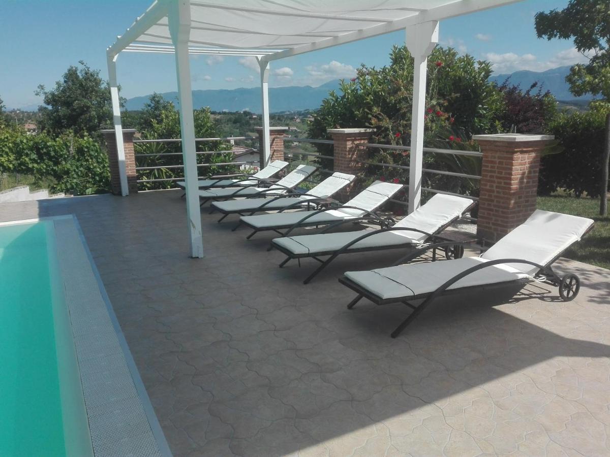 Villa Santoro Ai Tre Ulivi Con Piscina Privata Caiazzo Εξωτερικό φωτογραφία