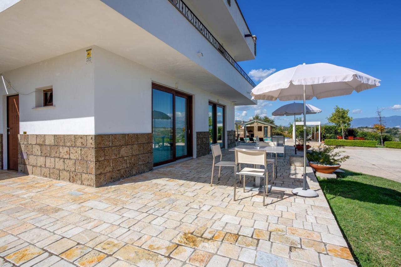 Villa Santoro Ai Tre Ulivi Con Piscina Privata Caiazzo Εξωτερικό φωτογραφία
